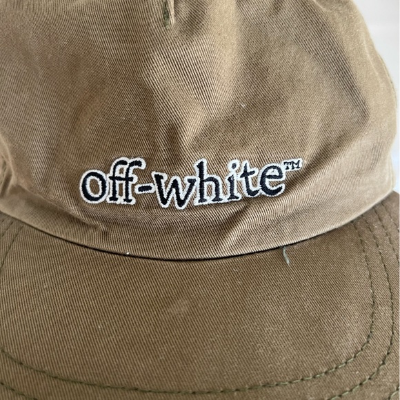 Off white hat - Picture 2 of 4